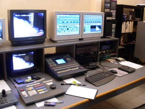 jpblcm-tvproduction - installation de post-production vidéo broadcast montage virtuel Pinnacle Aladdin