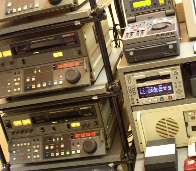 jpblcm-tvproduction - installation de post-production vidéo broadcast